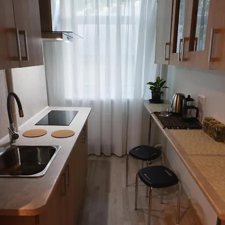 Quiet & Family Friendly, Free Parking, Near Park Riga